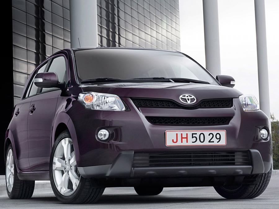  Toyota Urban Cruiser 2008 года  (фото 16 из 31)
